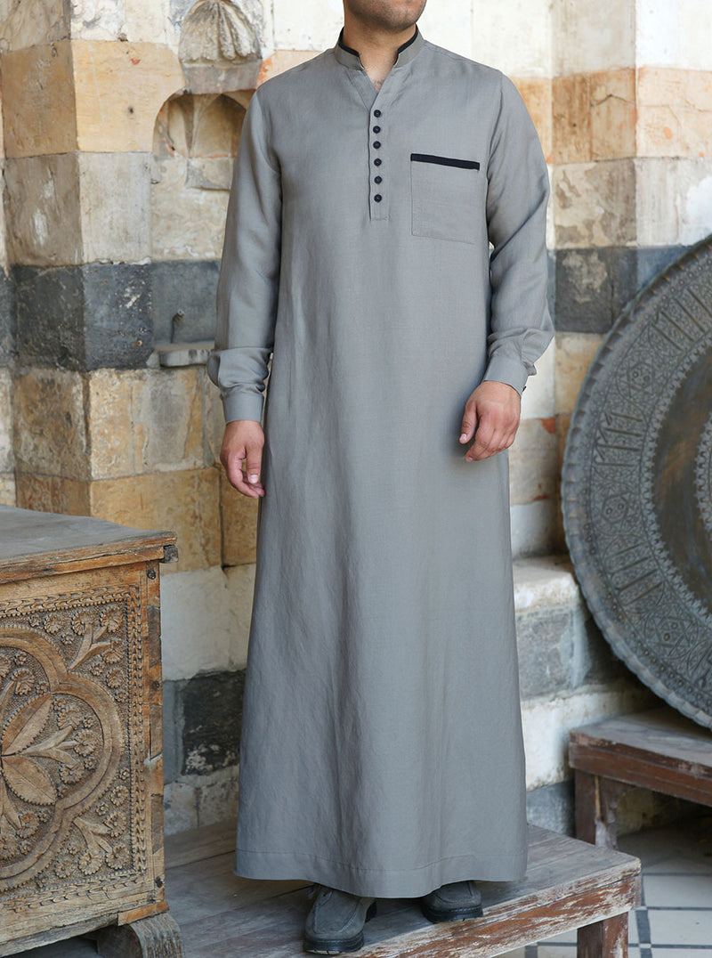 ثوب ماجد الكتان