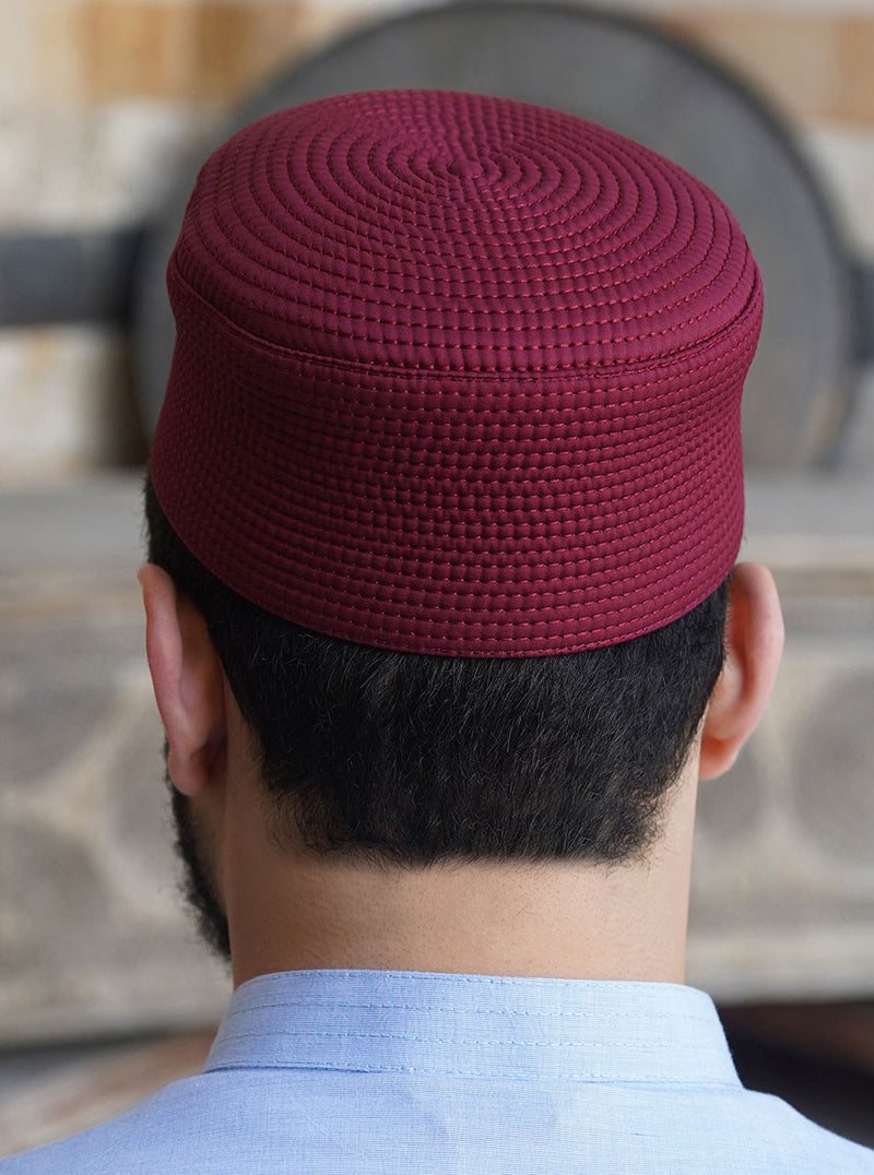 قبعة على شكل عمامة بتطريز دائري