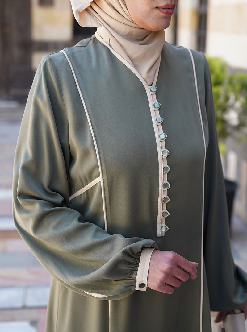 عباية من الرايون بحواف مائلة