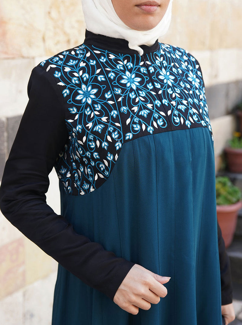 فستان سهرة بهية المطرز