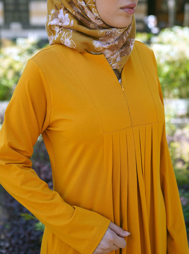 Zipped Neck Abaya with Pleats