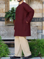 احمر عنابي غامق