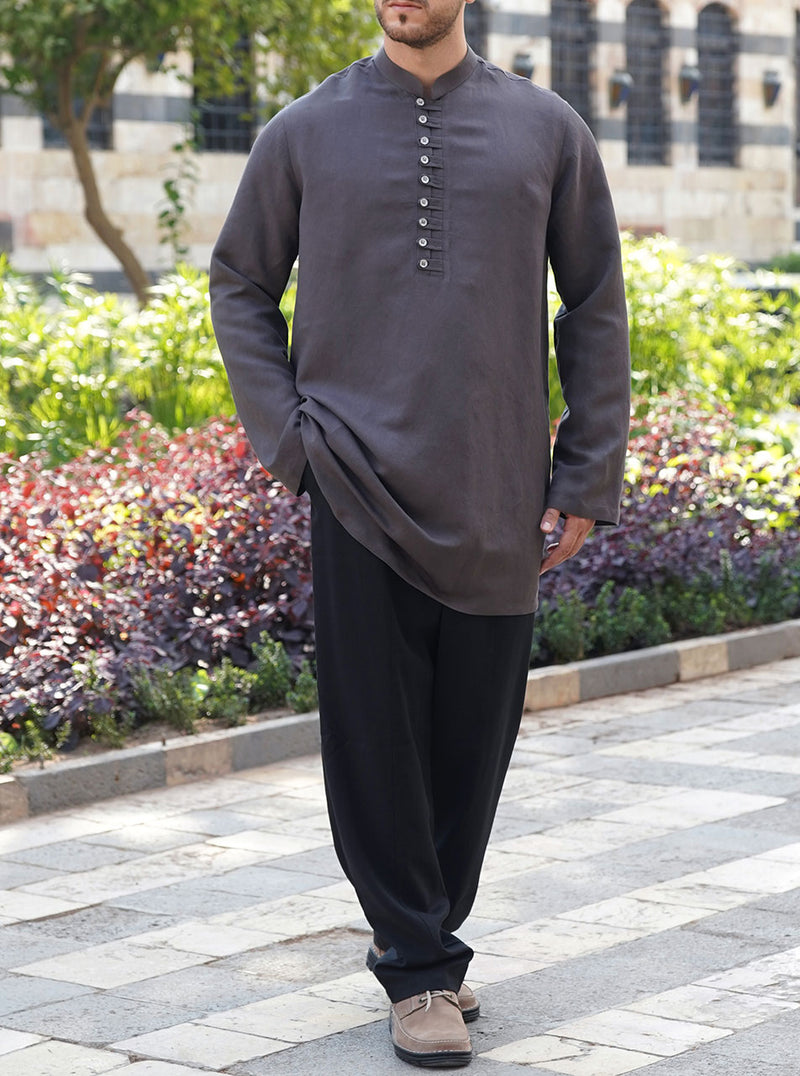 بلوزة كتان متعددة الأزرار
