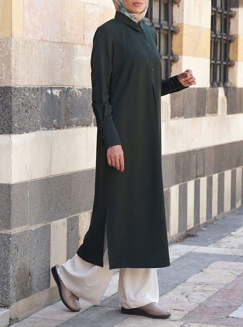 بلوزة متوسطة الوزن باكمام ضيقة