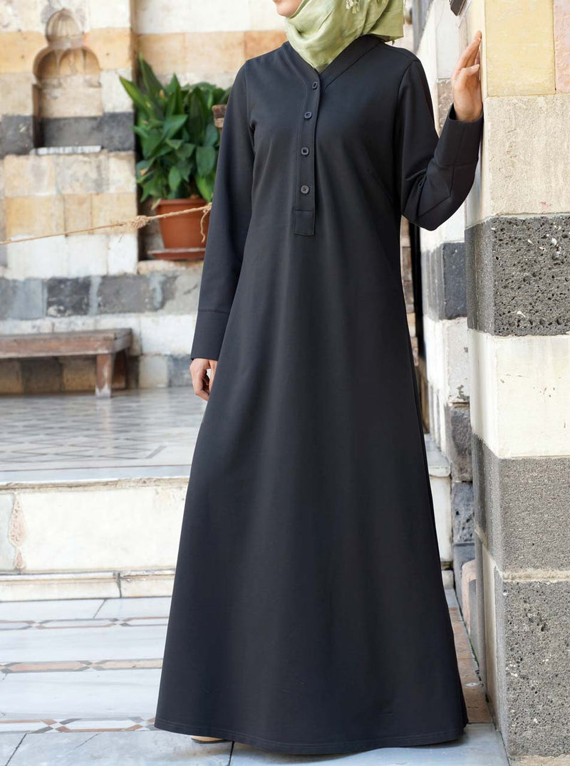 فستان بياقة على شكل V