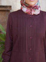 فستان على شكل قميص متوسط الوزن بطيات