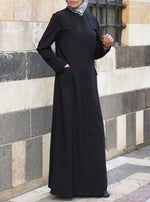 فستان عصري طويل بأزرار